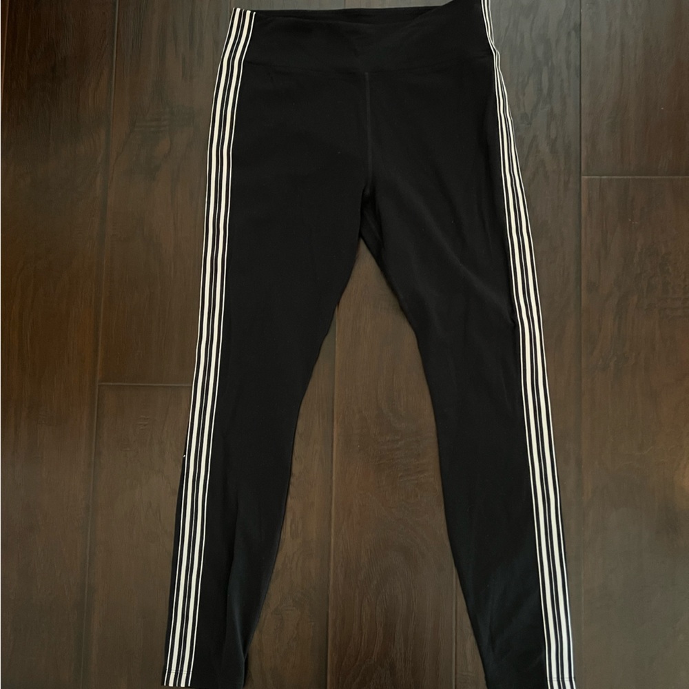 ATHLETA EARN YOUR STRIPE LEGGINGS